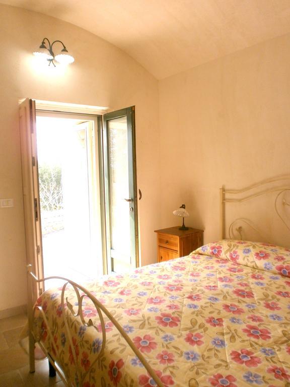 Trullo Villa Giuliana Con Giardino Posizione Panoramica Free Wifi Ostuni Oda fotoğraf